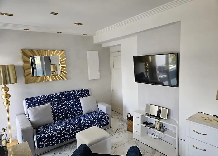 Club Atlantis 148 - One Bed *