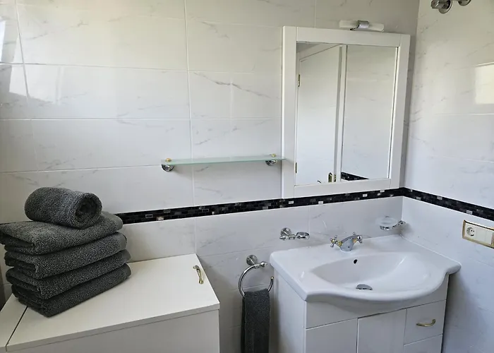 Club Atlantis 148 - One Bed Costa Adeje (Tenerife)